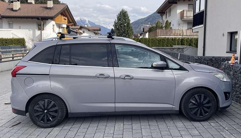 Usata Ford Grand C-Max Titanium 116 CV (85 kW) 2010 Monovolume