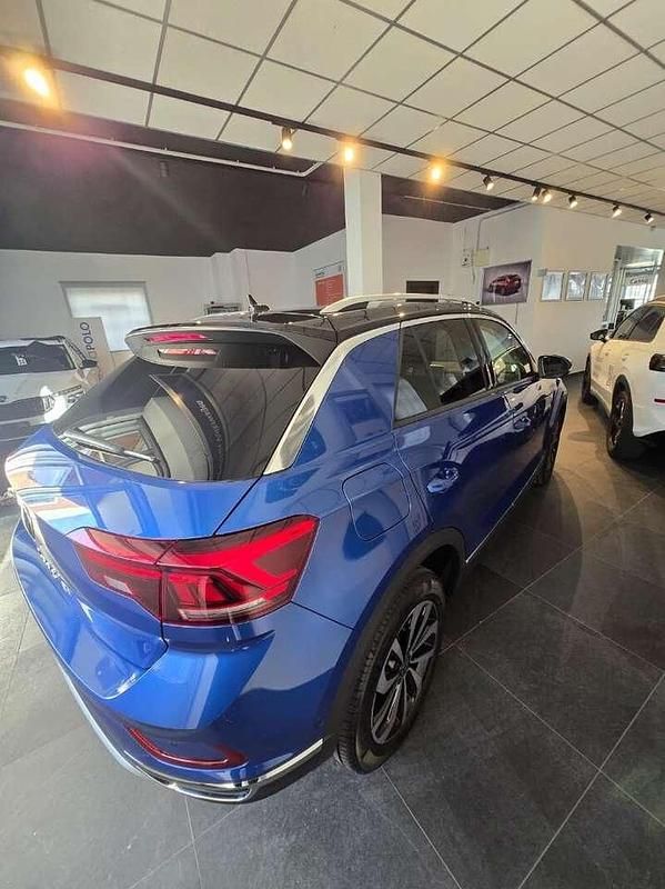 Usata VW T-Roc Style 110 CV (80 kW) 2022 Blu/azzurro SUV