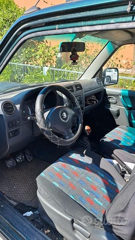 Usata Suzuki Jimny 90 CV (66 kW) 2005 Verde SUV