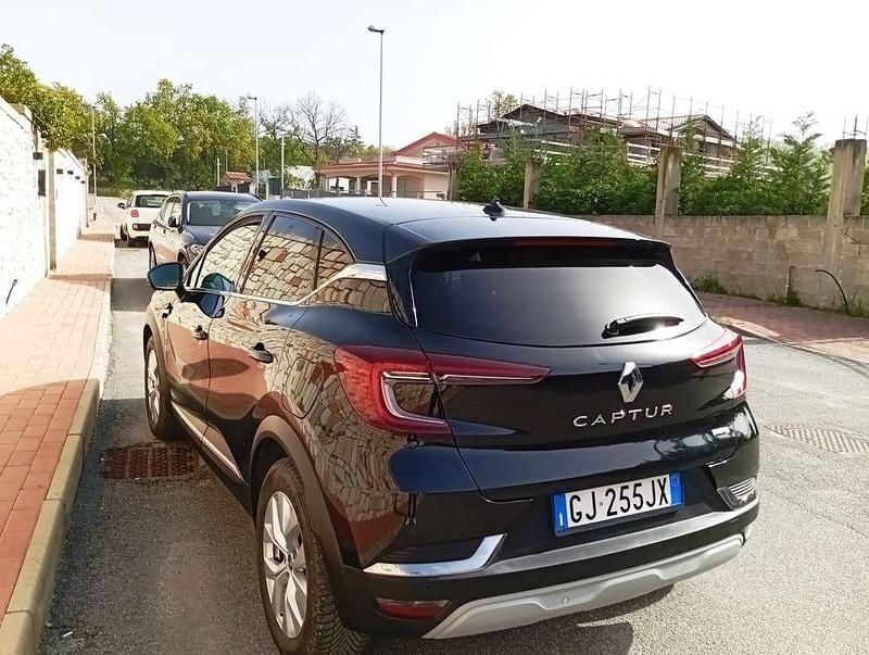 Usata Renault Captur Initiale Paris 160 CV (117 kW) 2022 SUV