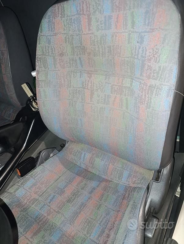 Gebraucht Nissan Cargo 75 PS (55 kW) 1999 Weiß SUV