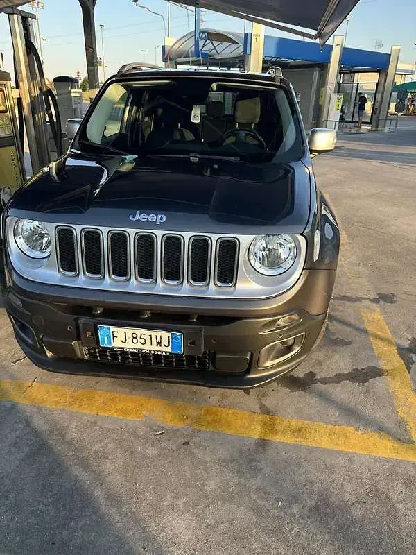Usata Jeep Renegade Limited 120 CV (88 kW) 2017 SUV