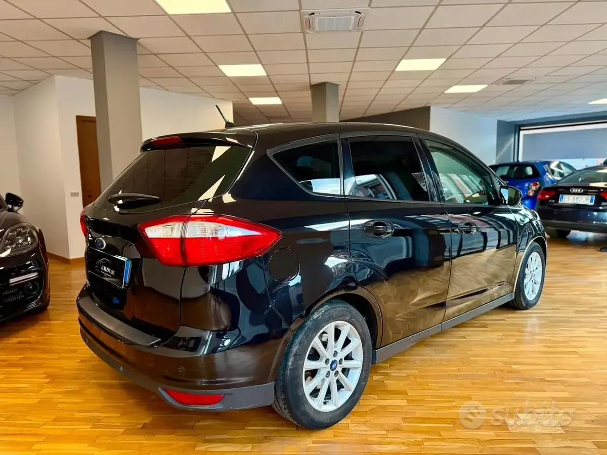 Usata Ford C-MAX Titanium 120 CV (88 kW) 2014 Nero Monovolume