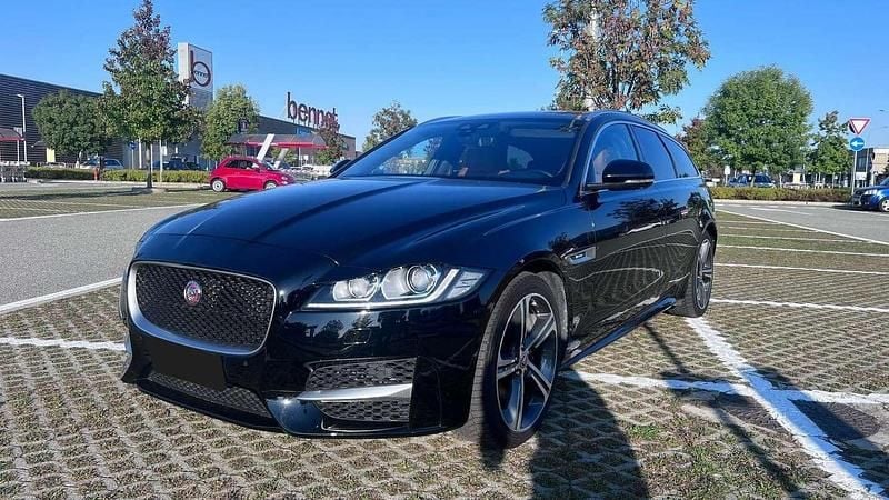 Usata Jaguar XF Sportbrake R-Sport 179 CV (131 kW) 2020 Station wagon