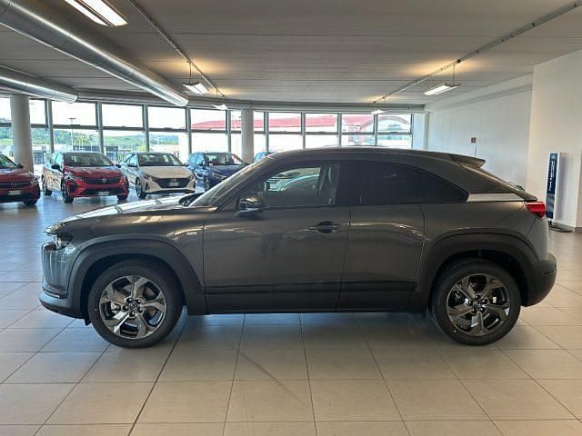 Usata Mazda MX30 Makoto 106 kW (145 CV) 2023 Machine grey SUV