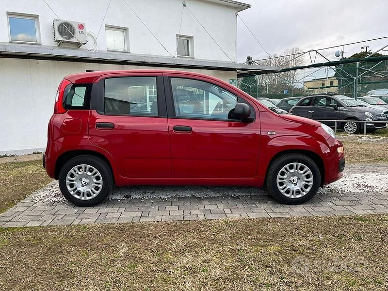 Nuova Fiat Panda 70 CV (51 kW) 2025 Utilitaria
