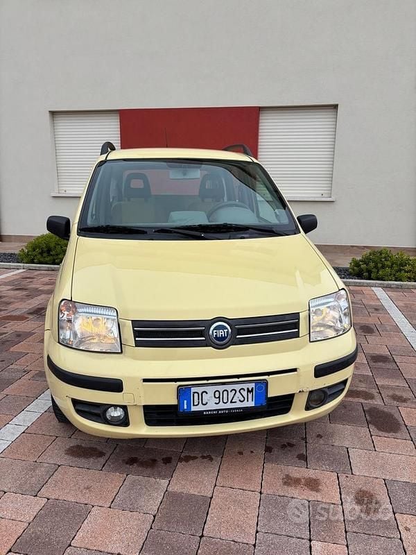 Usata Fiat Panda 60 CV (44 kW) 2006 Giallo Berlina