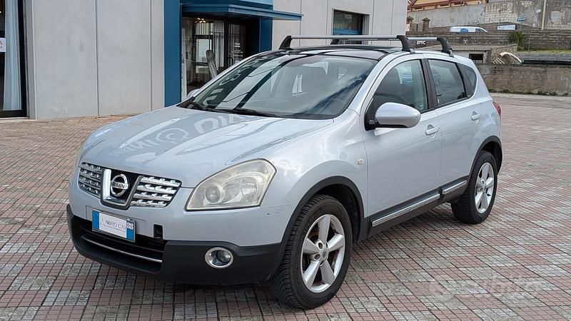 Usata Nissan Qashqai Tekna 106 CV (77 kW) 2007 Grigio SUV