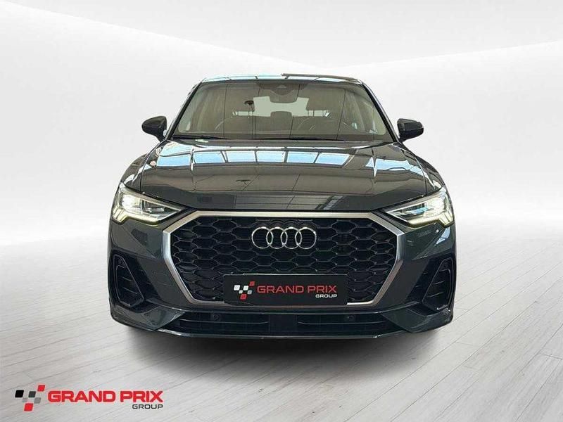 Usata Audi Q3 Business Plus 150 CV (110 kW) 2022 Grigio scuro SUV