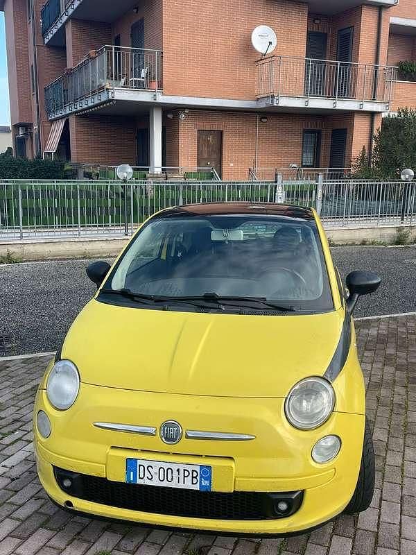 Usata Fiat 500 Pop 75 CV (55 kW) 2008 Giallo Utilitaria