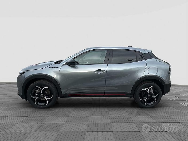 Nuova Alfa Romeo Junior 145 CV (106 kW) 2025 Grigio SUV