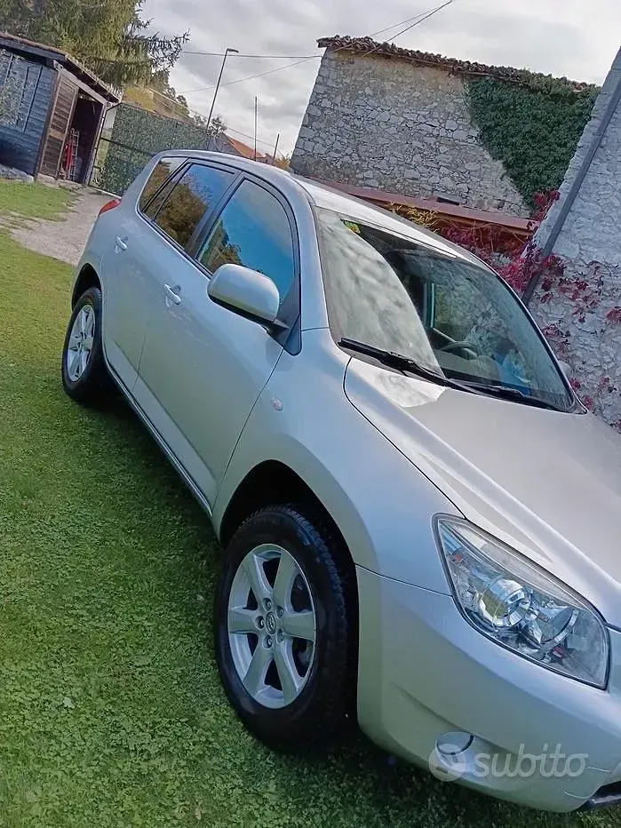 Usata Toyota RAV4 152 CV (111 kW) 2007 SUV