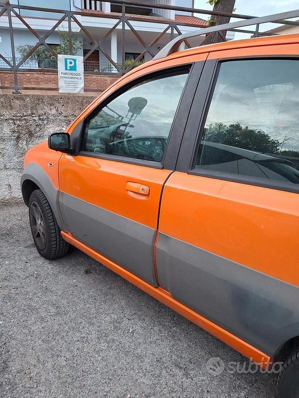 Usata Fiat Panda 4x4 2008 Giallo Utilitaria