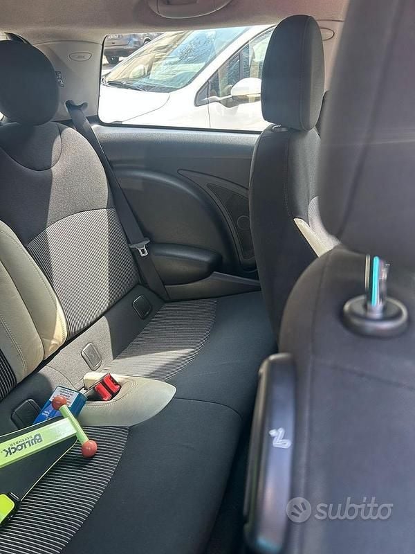 Usata Mini Cooper D 2010 Utilitaria