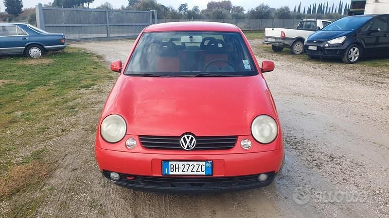 Rosso Usata 1998 VW Lupo Trendline Due volumi | 1499 € (Buon prezzo) - Immagine 1/4