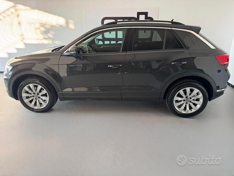 Usata VW T-Roc Style 110 CV (80 kW) 2021 Grigio SUV