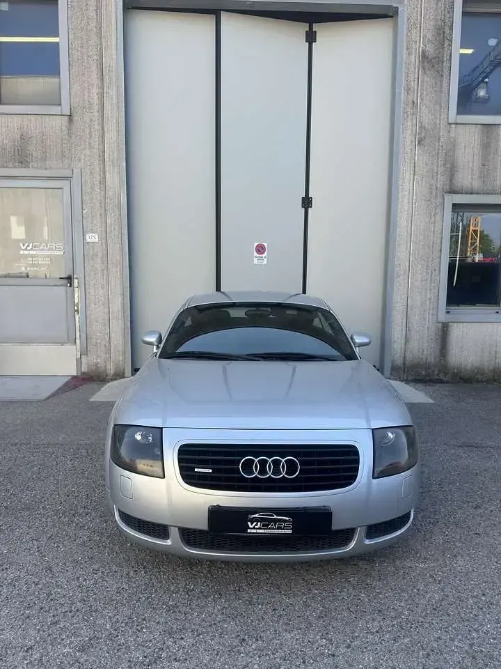 Begagnad Audi TT 224 HK (164 kW) 2001 Other Sportkupé