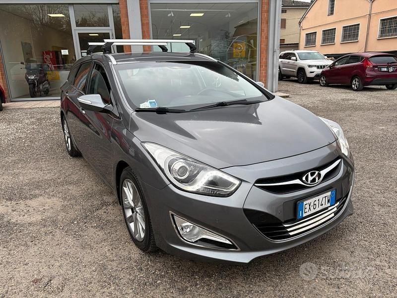 Usata Hyundai i40 136 CV (100 kW) 2014 Grigio Station wagon