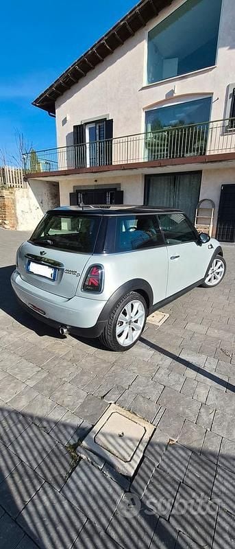 Usata Mini Cooper D 112 CV (82 kW) 2011 Grigio Utilitaria