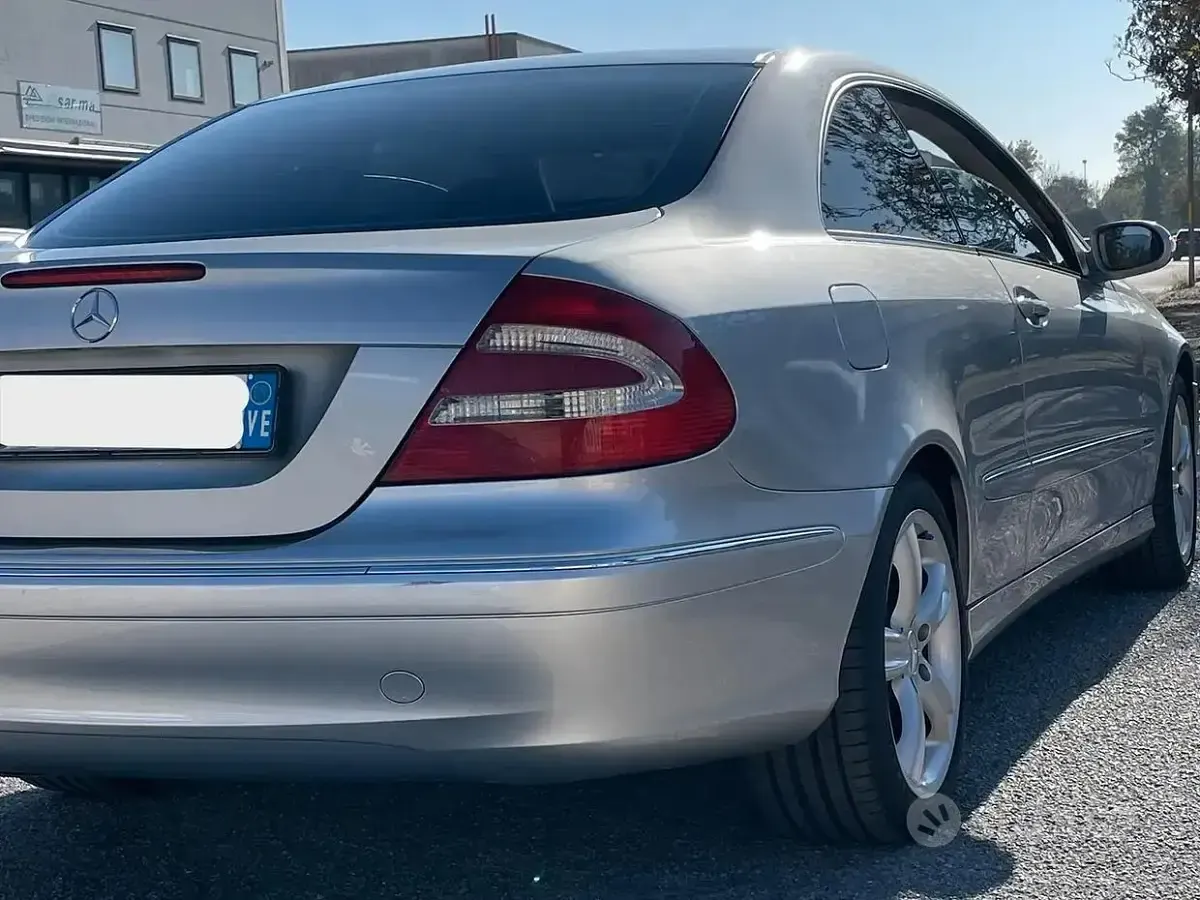 Usata Mercedes CLK200 163 CV (119 kW) 2005 Grigio Coupé