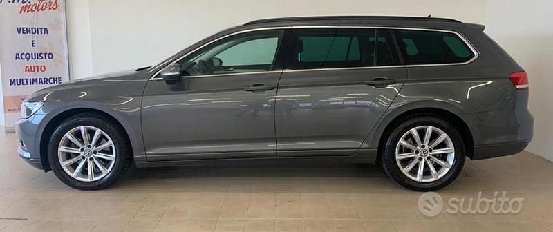 Usata VW Passat Comfortline 120 CV (88 kW) 2016 Grigio Station wagon
