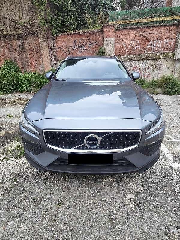 Usata Volvo V60 CC Business Edition 197 CV (144 kW) 2021 Grigio Station wagon
