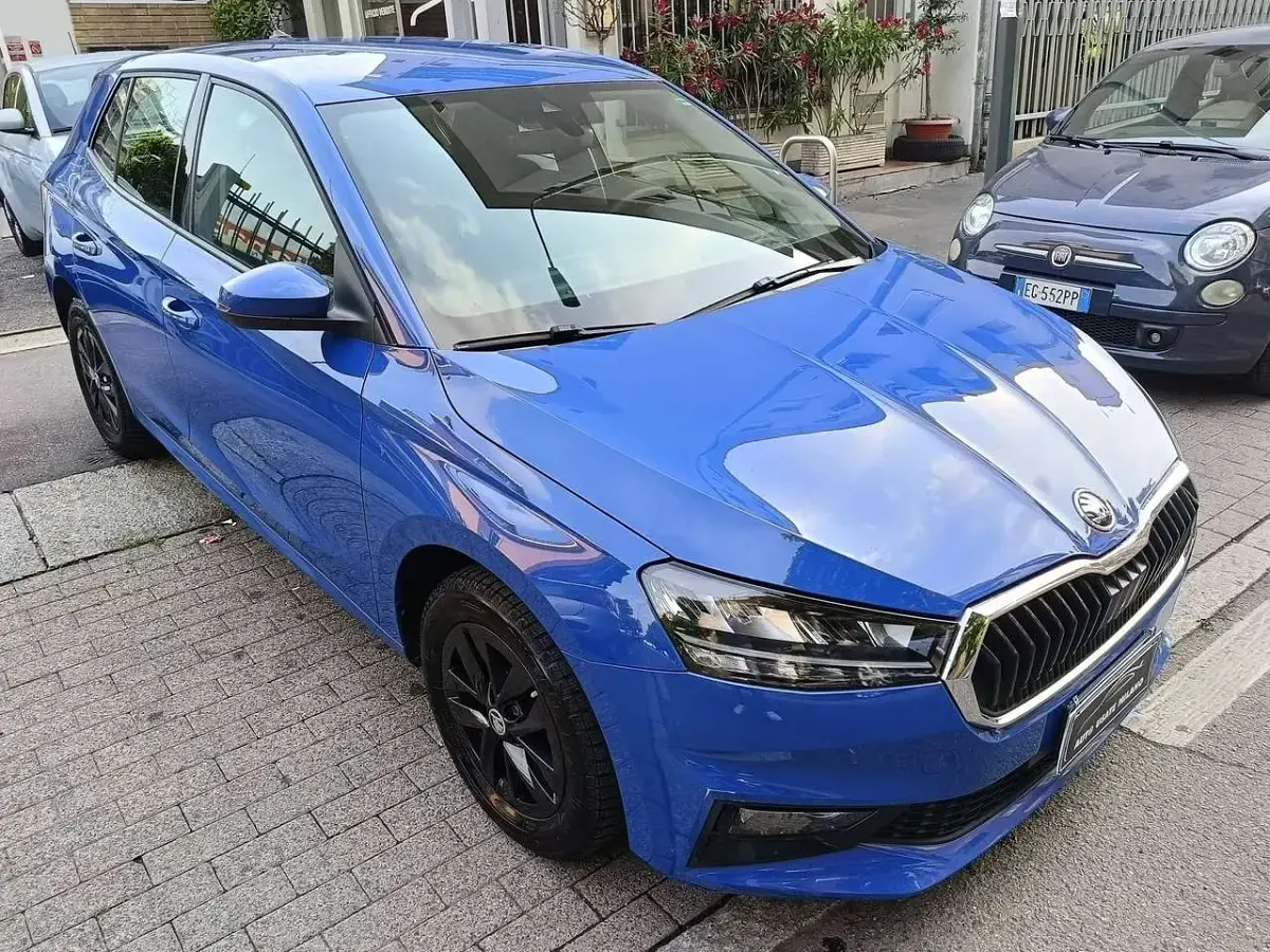 Usata Skoda Fabia Style 95 CV (69 kW) 2022 Blu/azzurro Utilitaria