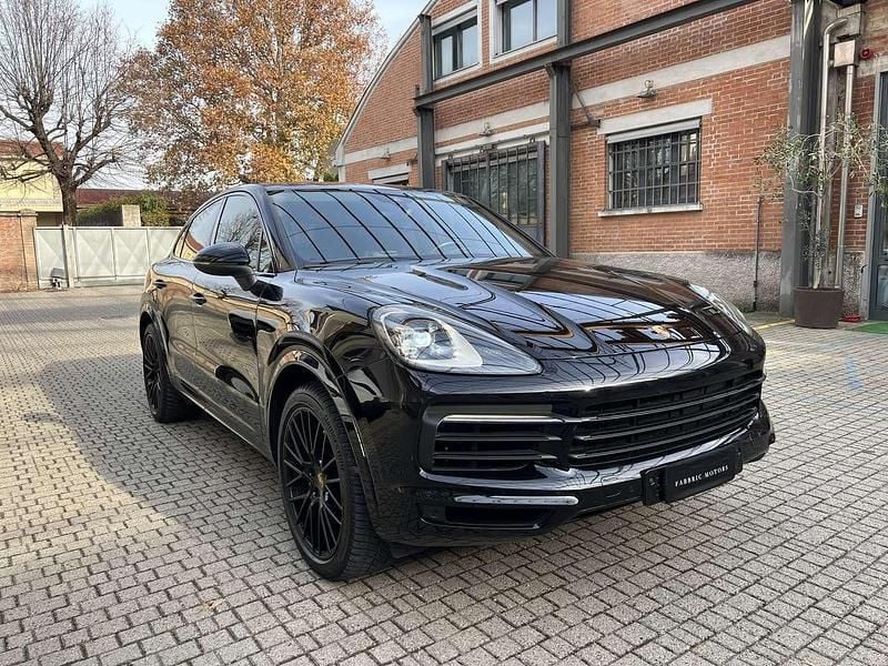 Usata Porsche Cayenne Coupe 340 CV (250 kW) 2021 Nero Coupé