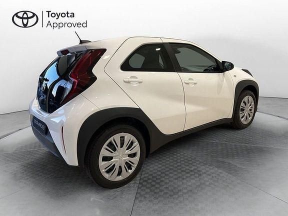 Nuova Toyota Aygo X Active 72 CV (52 kW) 2025 Bianco SUV