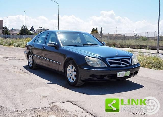 Usata Mercedes S320 224 CV (164 kW) 2000 Blu Berlina
