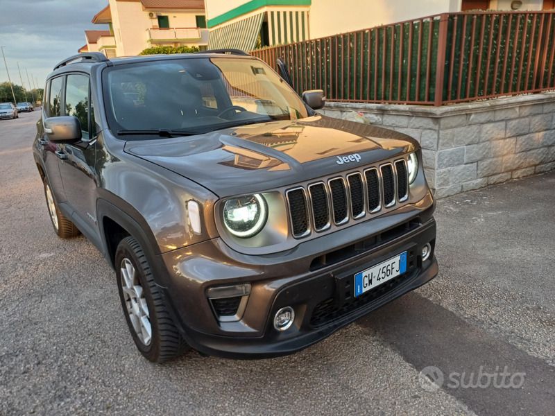 Usata Jeep Renegade Limited 140 CV (102 kW) 2019 Grigio SUV
