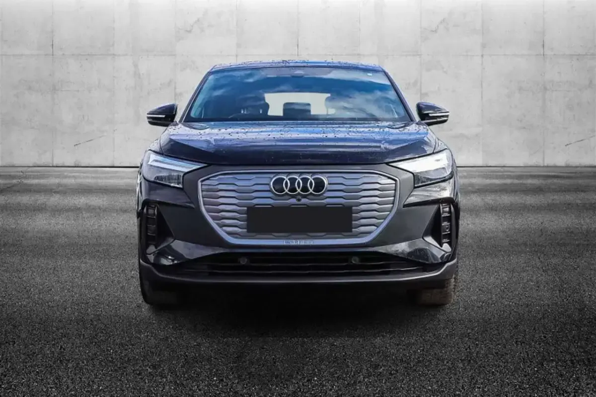 Usata Audi Q4 e-tron 69 kW (95 CV) 2022 Nero SUV
