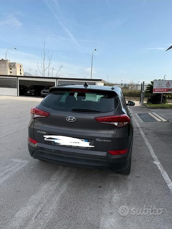 Usata Hyundai Tucson Edition 177 CV (130 kW) 2018 Grigio SUV