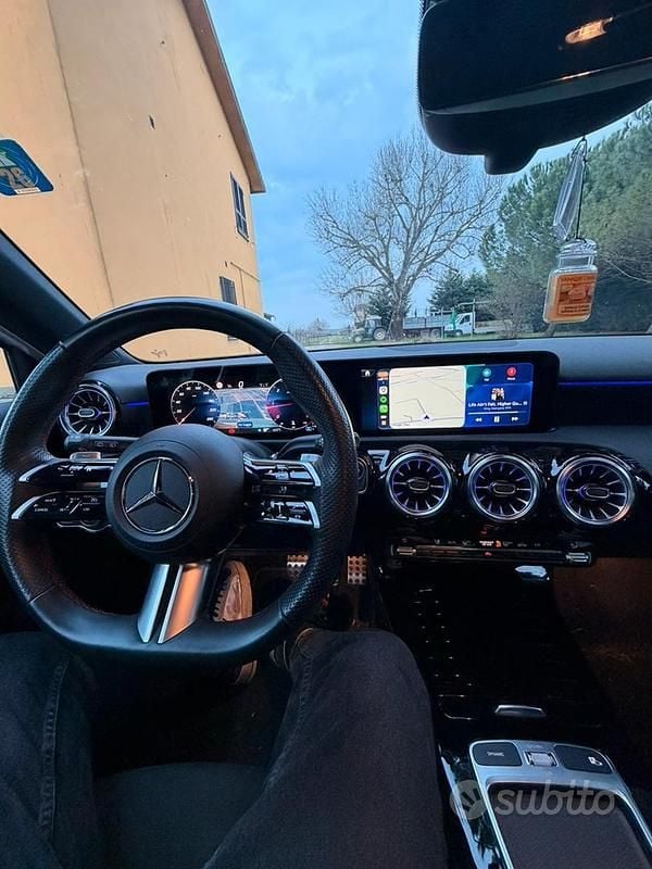 Usata Mercedes A200 Premium 150 CV (110 kW) 2023 Bianco Berlina