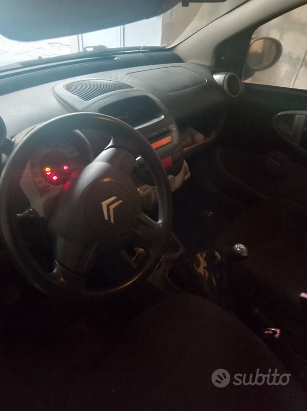Usata Citroën C1 68 CV (50 kW) 2007 Nero Utilitaria
