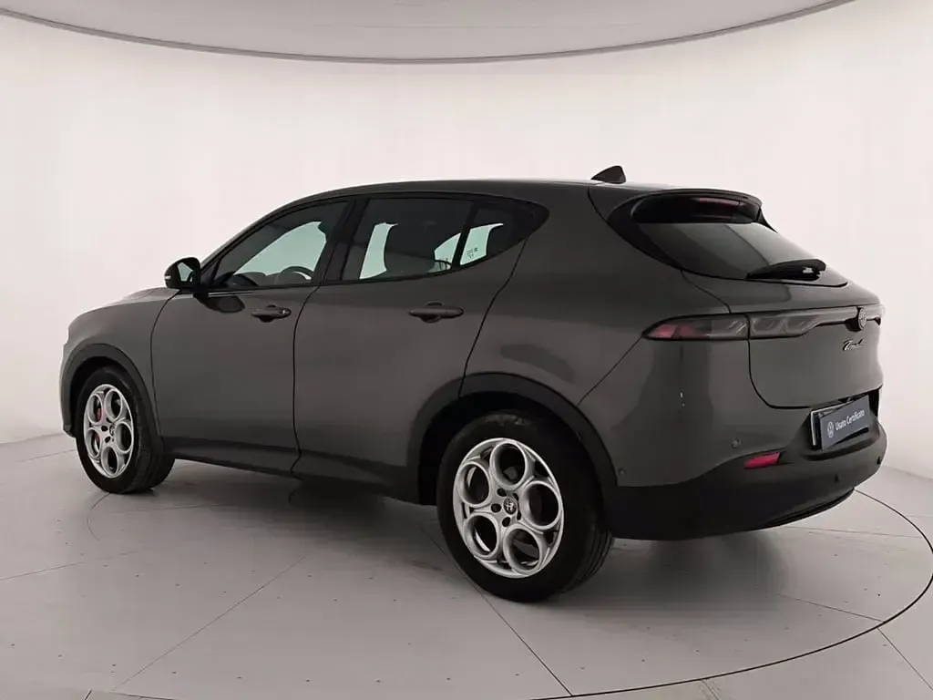 Usata Alfa Romeo Tonale Sprint 131 CV (96 kW) 2023 Grigio scuro SUV