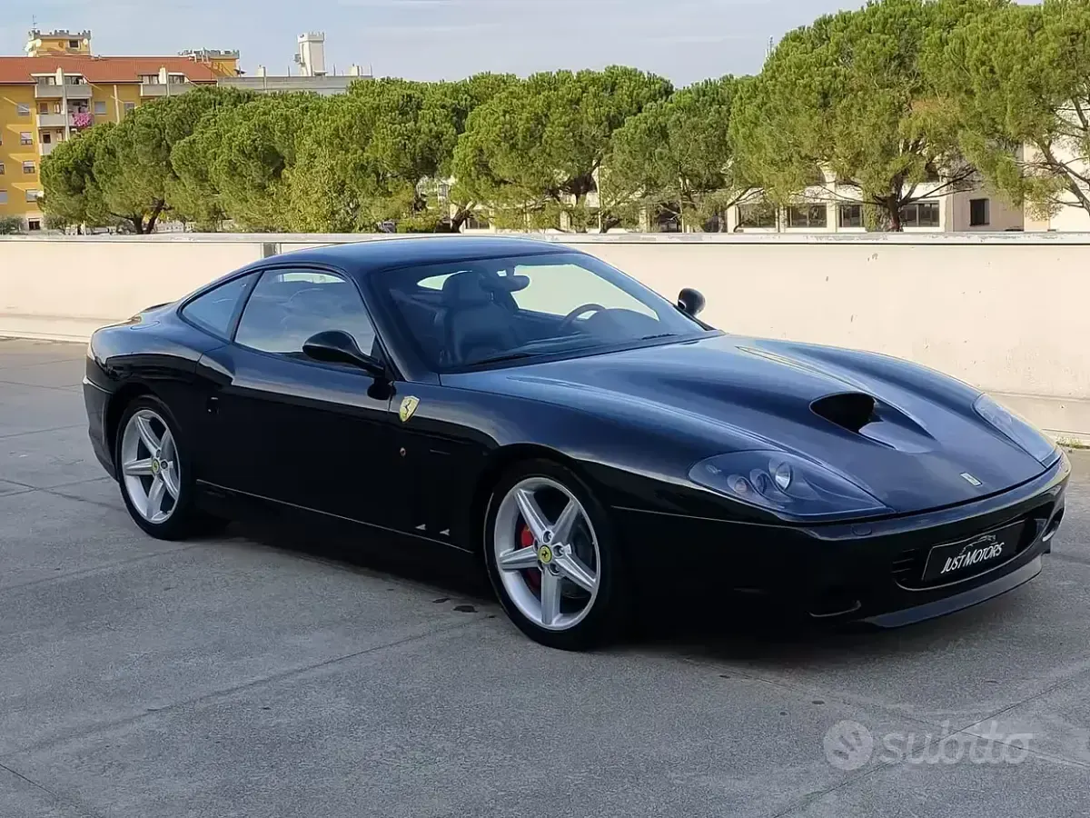 Usata Ferrari 575M Maranello 515 CV (378 kW) 2002 Nero Coupé