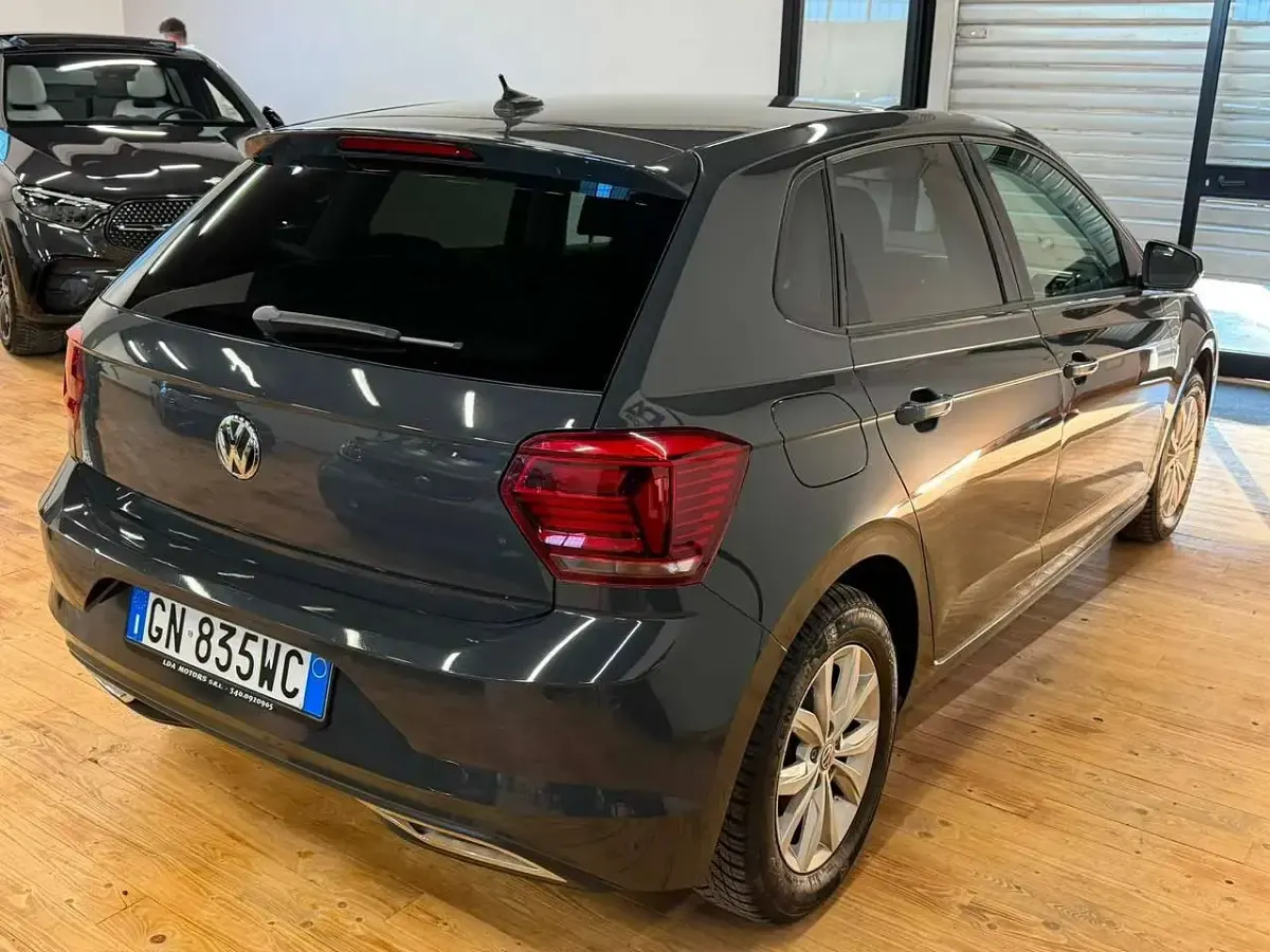 Usata VW Polo Highline 95 CV (69 kW) 2019 Grigio Utilitaria