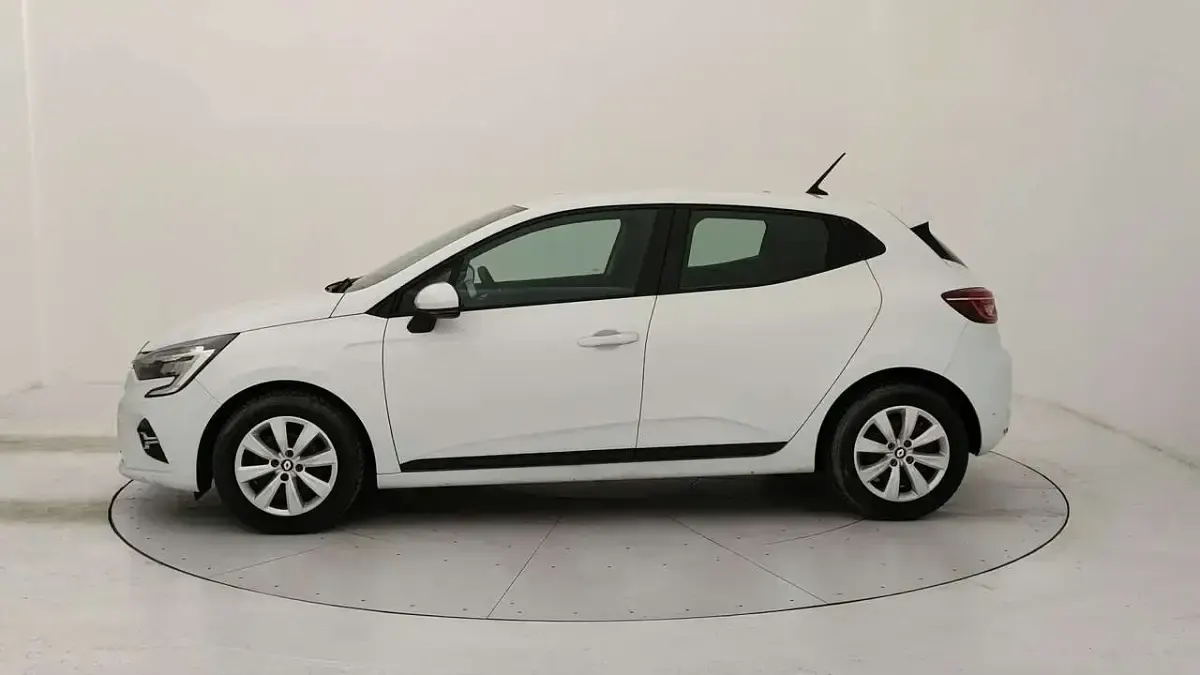 Usata Renault Clio Business 86 CV (63 kW) 2021 Bianco Utilitaria