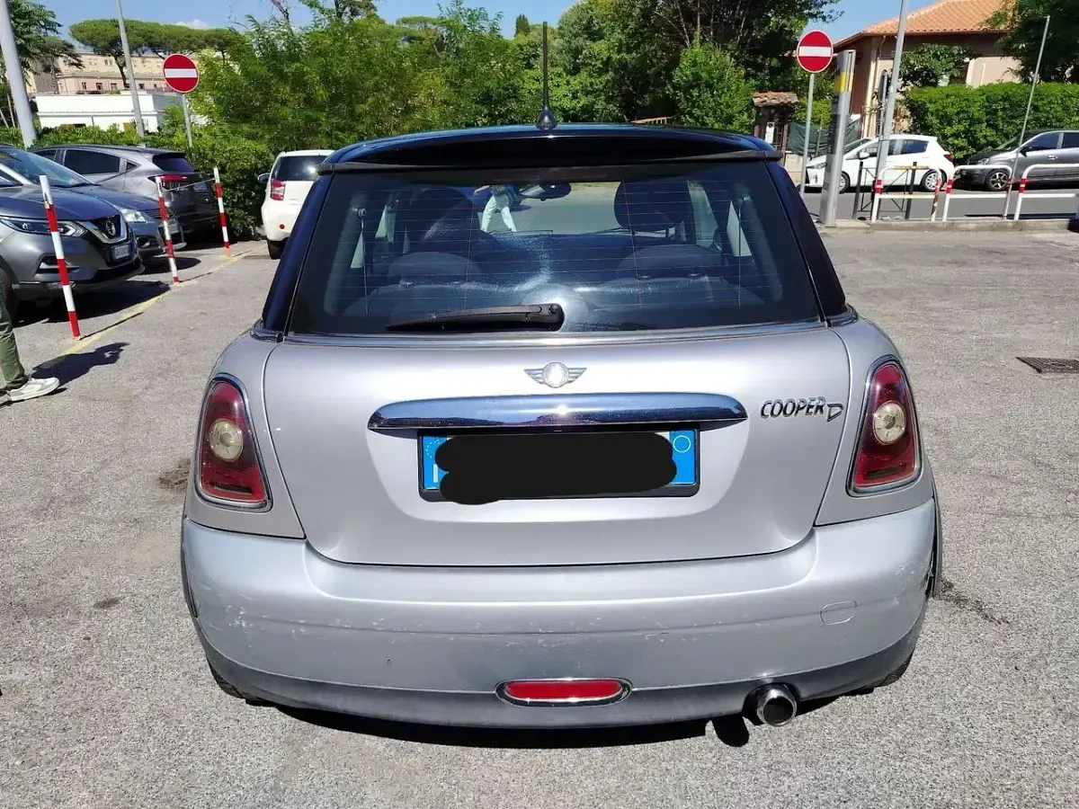 Usata Mini Cooper D 109 CV (80 kW) 2008 Grigio Utilitaria