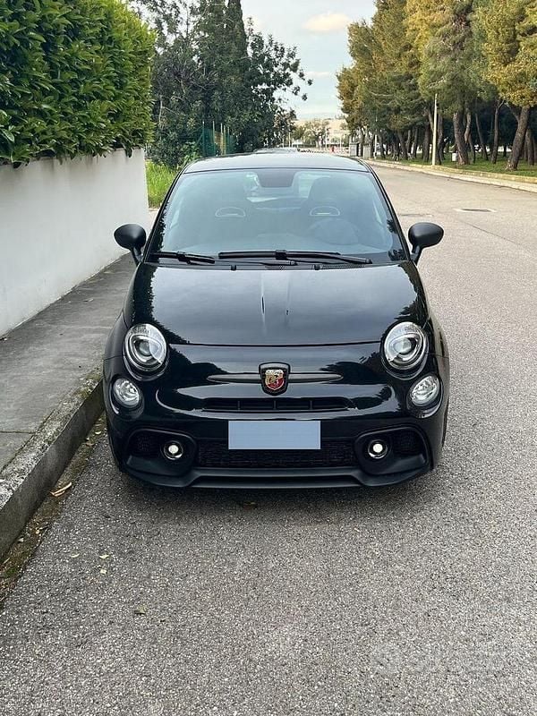 Usata Abarth 695 Turismo 180 CV (132 kW) 2024 Utilitaria
