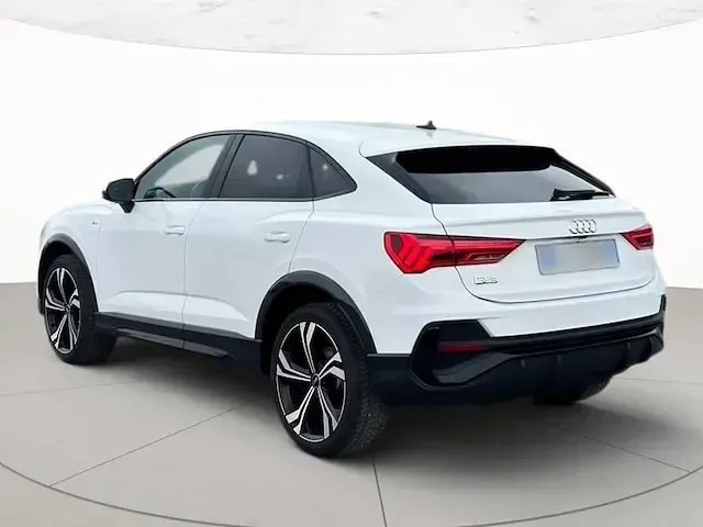 Usata Audi Q3 Sportback S-Line 150 CV (110 kW) 2023 Bianco ibis SUV