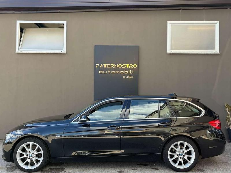Usata BMW 320 Luxury Line 190 CV (139 kW) 2017 Nero Station wagon
