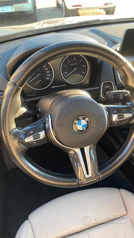 Usata BMW 120 M Sport 190 CV (139 kW) 2016 Grigio Utilitaria