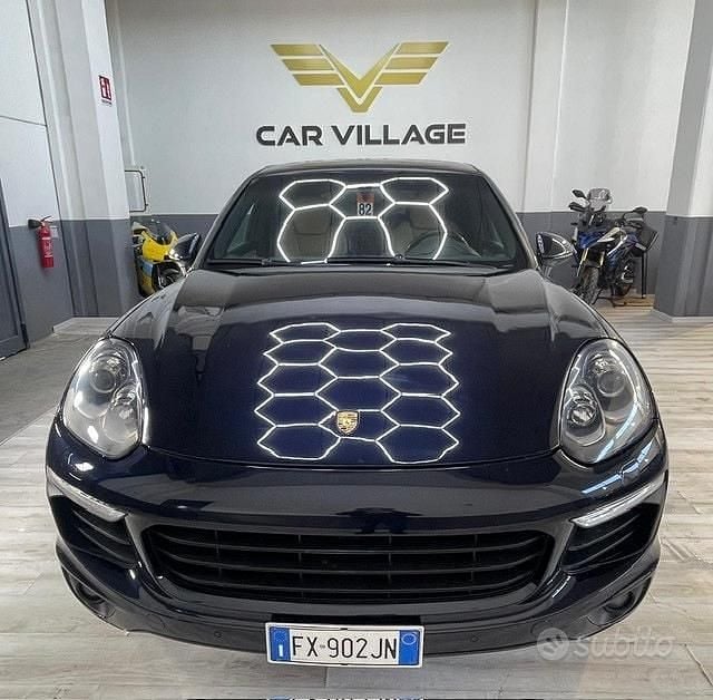 Usata Porsche Cayenne 250 CV (183 kW) 2016 Blu SUV