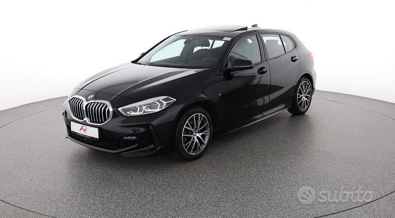 Nero Usata 2021 BMW 118 M Sport Due volumi | 21.990 € (Buon prezzo) - Immagine 1/4