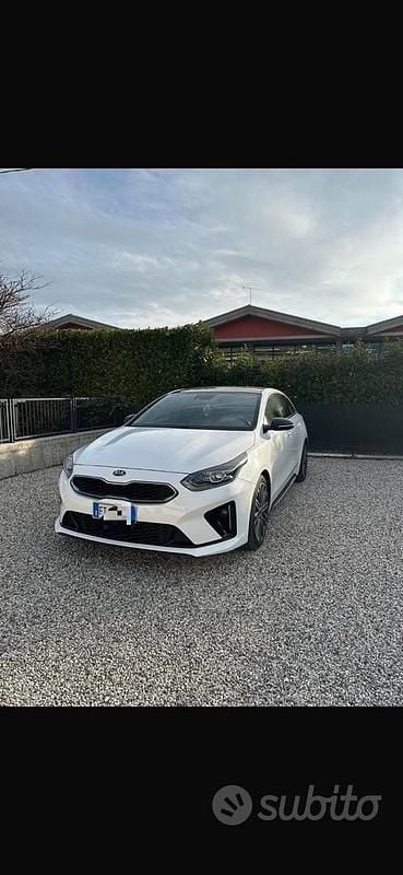 Usata Kia ProCeed GT-Line 2019 Bianco Station wagon