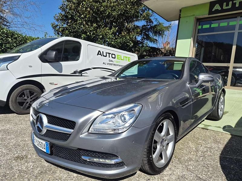 Käytetty Mercedes SLK250 204 HP (150 kW) 2015 Harmaa Avoauto