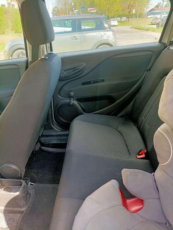 Usata Fiat Punto Young 69 CV (50 kW) 2017 Utilitaria