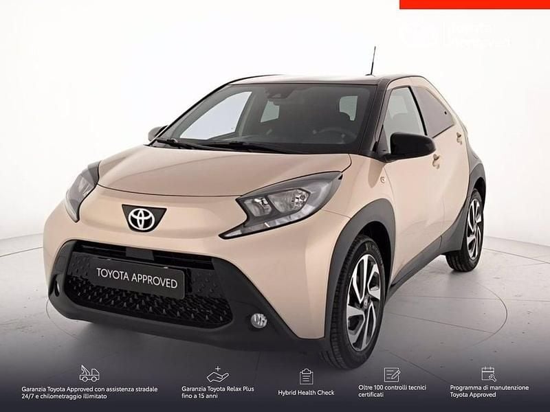 Käytetty Toyota Aygo X Trend 72 HP (52 kW) 2025 Katumaasturi